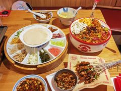 -怪噜范·老贵阳街头名小吃(数博万达店)