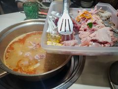 -喃喃椰·糟粕醋·椰子鸡火锅(七堡花园店)