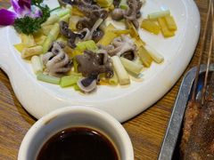 -峨眉烧烤(宝龙广场店)