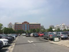 -复旦大学附属华山医院北院-停车场