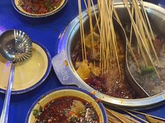 -马路边边火锅串串(观前街店)