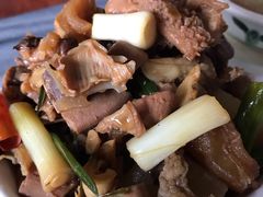 萝卜牛杂-黄师奶甜品店
