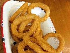 炸洋葱圈-Tube station站点比萨(王府井百货店)