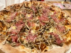 -城市大道红炉披萨烘焙坊