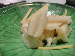 -湖畔鲁菜·二十年老字号餐厅(大明湖店)