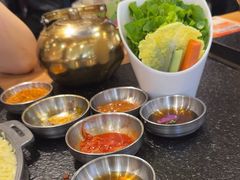 -GOGIYA·咕叽吖韩国传统烤肉店(东方新天地店)
