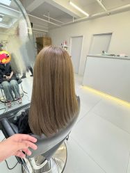 -Hello Lady发型设计