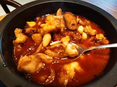黑松露牛肝菌焖牛蛙-云海肴云南菜(浦江欢乐颂店)