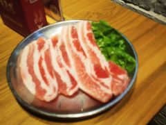 -青瓦炭韩潮烤肉(花园道店)