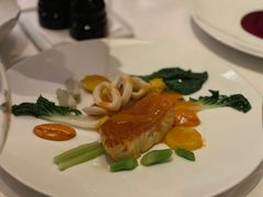 橄榄油慢煮海鲈鱼-Le Comptoir de Pierre Gagnaire