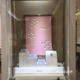 装的非常精致 简洁 接待的工作人员都挺耐心 细致的