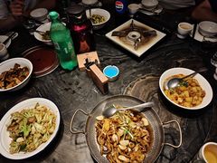 -湘力力小院·鱼汤泡饭(枫林路店)