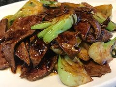 菜梗炒猪肝-菲乐餐厅(三十年经营·湖滨路店)