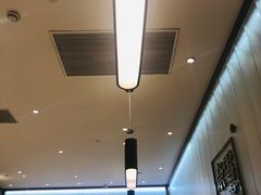 大堂-奈雪的茶(湖滨银泰in77C区PRO店)