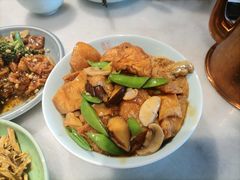 小吊烧酿面筋-小吊梨汤·北京菜·烤鸭(双井乐成中心店)