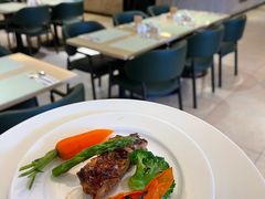 -亮马河饭店翠雅咖啡厅