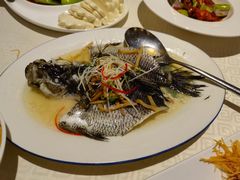 -顺峰海鲜酒楼(省府店)