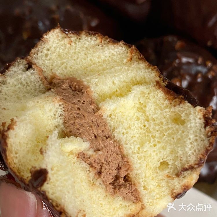 巧克力控🍫盒马蛋糕‼️纯黑巧梦龙蛋糕，哭了