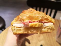 -星巴克臻选(郑州国贸360广场店)