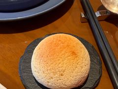 脆皮叉烧包-华尔道夫酒店·紫金阁