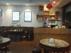 大堂-翅翅赢碗仔翅(拱北口岸店)