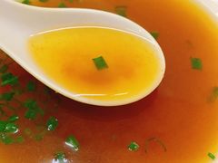 -老字号眼镜子煎包汤包店
