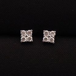 -威德钻石-克拉钻大本营(南京东路店)