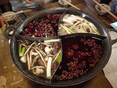 -白乐天毛肚火锅馆(南滨路店)