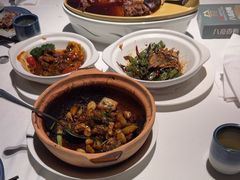 -八府香鸭·啫啫煲(华山路店)