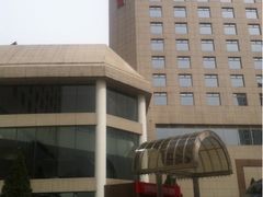 亮马河饭店_门口-亮马河饭店翠雅咖啡厅