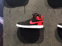 -NIKE上海青浦优选体验店