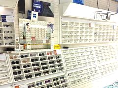 -诺柯视眼镜-蔡司依视路官方工厂店(淞南一店)