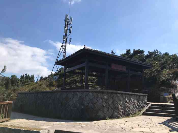 鼓岭柱里景区"鼓岭柱里景区位于晋安区鼓岭,现在在柱里景.