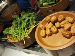 -龍歌自助小火锅(市南金茂湾店)