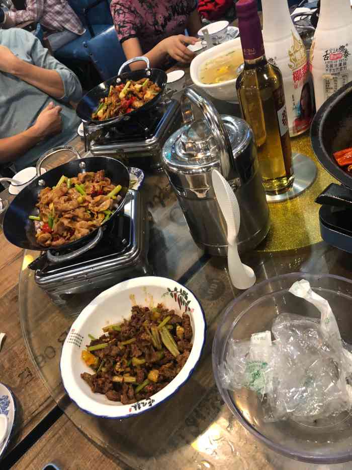 錢糧湖土鴨館(龍華廣場店)-