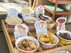 -菌自由丨野生菌火锅特色庭院餐厅(丽江古城店)