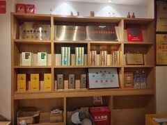 -胡须佬鸡煲四季火锅店(石厦西村直营店)