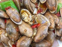 -四川小胡子海鲜(丁村万人海鲜广场店)