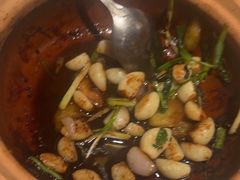 -八府香鸭·啫啫煲(华山路店)