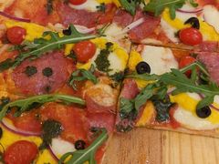 -城市大道红炉披萨烘焙坊