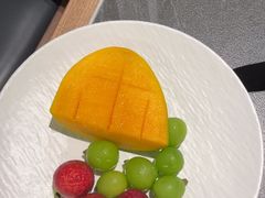 -牛YO寿喜烧·铁板烧和牛火锅自助(市府恒隆店)