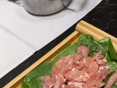 -红鼎豆捞·非遗鲍皇汤火锅(宝丰路店)