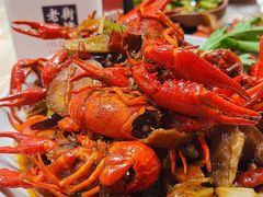 -老街烧烤大排档·地道湖北菜·龙虾馆(汉口火车站店)