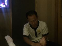 -静 泰养生(黄金城道店)