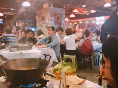 -鲜入围煮花胶鸡海鲜火锅