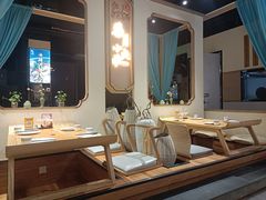 -柒月小火炉·新派川菜(金狮广场店)