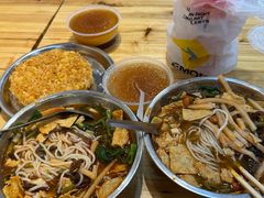 -柳州肥姨妈大骨螺蛳粉(东靖路店)