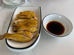 白斩鸡-蟹天蟹地农家菜·阳澄湖大闸蟹(浅水湾店)