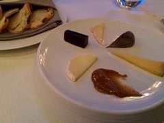 -迪拜帆船酒店海底餐厅