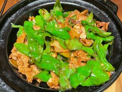 黑毛猪小炒肉-山里亲戚(淞虹路店)
